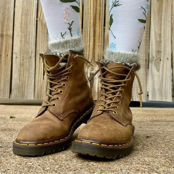 Vintage Dr Martens 1460 Boots 8 Eye Brown 6 UK 8 US Y2K - Picture 2 of 10